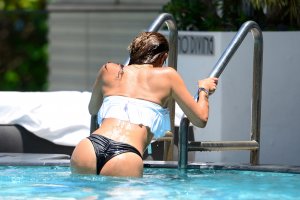 Jennifer Nicole Lee Sexy 29.jpg