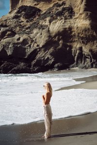 Becca Hiller Sexy & Topless 41.jpg