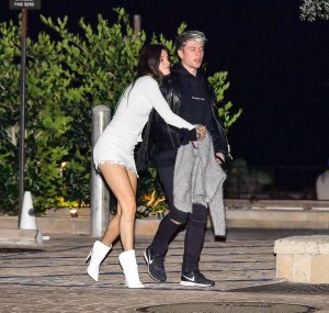 Bella Thorne Sexy TheFappeningBlog.com 1.jpg