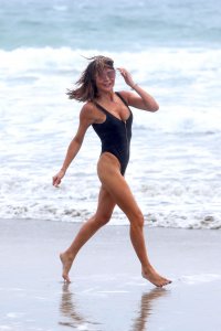 Lizzie Cundy Sexy TheFappeningBlog.com 22.jpg