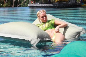 Gabby Allen Sexy TheFappeningBlog.com 1.jpg