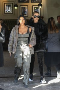 Kim Kardashian Sexy TheFappeningBlog.com 36.jpg