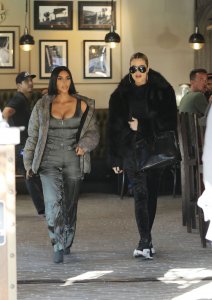 Kim Kardashian Sexy TheFappeningBlog.com 52.jpg