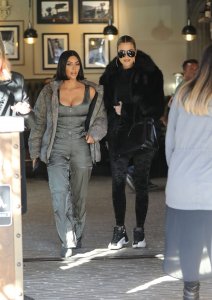 Kim Kardashian Sexy TheFappeningBlog.com 55.jpg