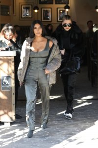 Kim Kardashian Sexy TheFappeningBlog.com 74.jpg