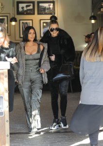 Kim Kardashian Sexy TheFappeningBlog.com 85.jpg