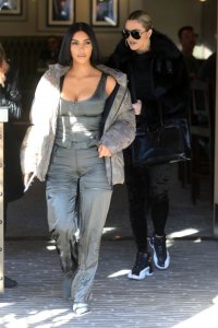 Kim Kardashian Sexy TheFappeningBlog.com 89.jpg