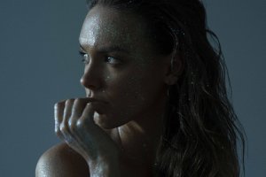 Kasia Kmiotek  Nude TheFappeningBlog.com 5.jpg