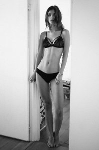 Paula Bulczynska Sexy 4.jpg