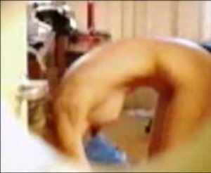 Erin-Andrews-Nude-Leaked-Hotel-Room-Peephole-Video TheFappeningBlog.com 3.jpg