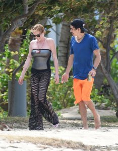 Lindsay Lohan Pokies 9.jpg