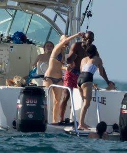 Jennifer Lawrence  (40).jpg