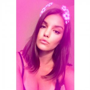 Natasha Canavarro Sexy Pics 4.jpg