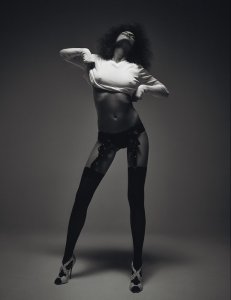 Elena Melnik Sexy & Topless 3.jpg