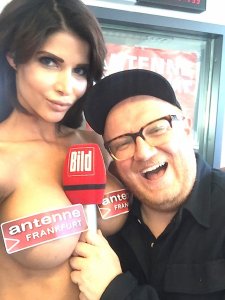 Micaela Schaefer Naked 7.JPG