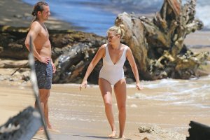 Margot Robbie Sexy 69.jpg