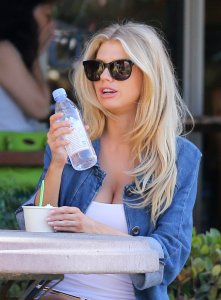 Charlotte McKinney Upskirt 16.JPG