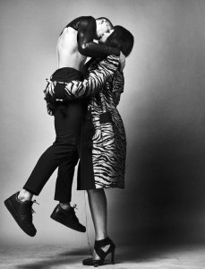 Lara Stone Nude & Sexy 11.jpg