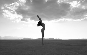 Lela Loren Naked 18.JPG