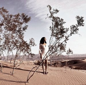 Lela Loren Naked 33.JPG