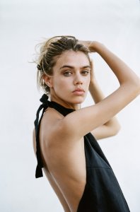 Joanna Halpin Sexy and Topless  thefappening.so-0007.jpg