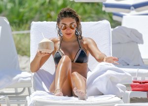 Chantel Jeffries Sexy 58.jpg