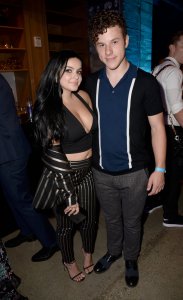Ariel Winter Cleavage 18.jpg