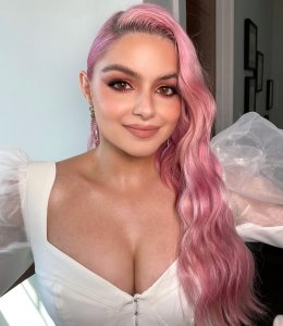 Ariel Winter TheFappeningBlog.com 1.jpg