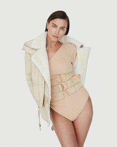 Irina Shayk TheFappeningBlog.com 1.jpg