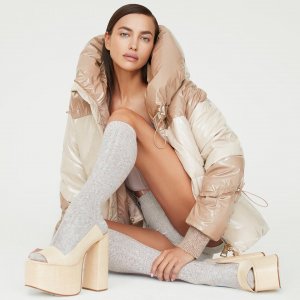 Irina Shayk TheFappeningBlog.com 2.jpg