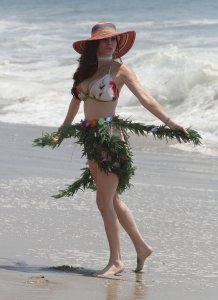 Phoebe Price Sexy 23.jpg