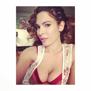 Nadine Velazquez Cleavage 2.jpg