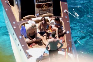 Jade Jagger Topless 21.jpg