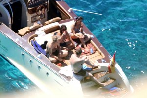 Jade Jagger Topless 27.jpg