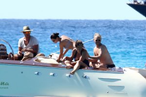 Jade Jagger Topless 30.jpg