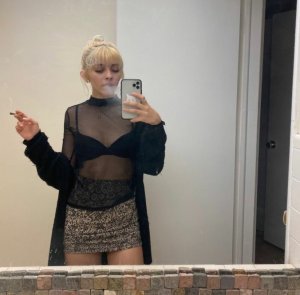 Screenshot_20201009-192945_Lynx Remix~2.jpg