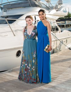 Abigail Breslin Cleavage 9.jpg