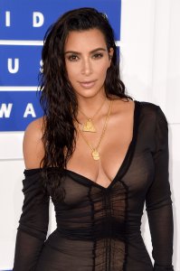 Kim Kardashian Sexy 24.jpg