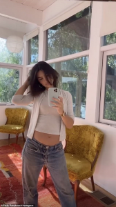 Emily Ratajkowski TheFappeningBlog.com 0.png