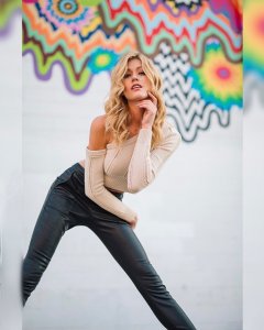 Katherine McNamara TheFappeningBlog.com 0.jpg