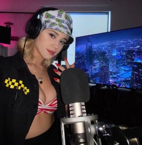 Caylee Cowan TheFappeningBlog.com 1.jpg