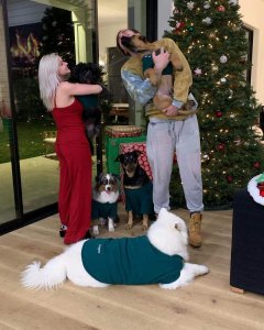 Ariel Winter TheFappeningBlog.com 1.jpg