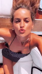 Izabel Goulart TheFappeningBlog.com 1.jpg
