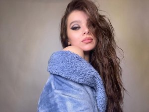 Hailee Steinfeld TheFappeningBlog1.com 1.jpg