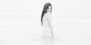 Isabeli Fontana Nude 26.jpg