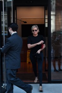 Yolanda Hadid See Through 22.jpg
