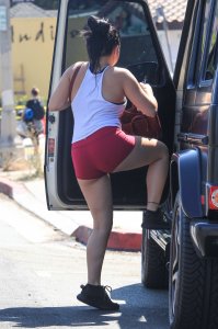 Ariel Winter's Ass 11.jpg