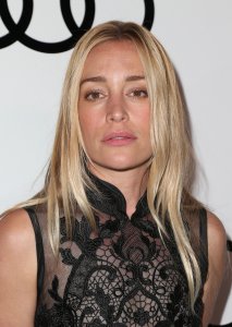 Piper Perabo Sexy 7.jpg