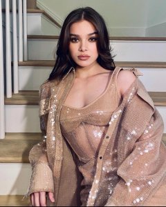 Hailee Steinfeld TheFappeningBlog.com 0.jpg
