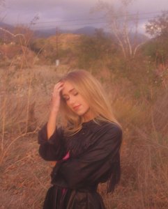 Emily Skinner TheFappeningBlog.com 1.jpg